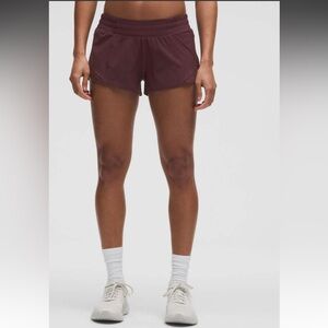 NWT!🍋🍋Lululemon Hotty Hot Low Rise Short 2.5”🍋🍋. Size 8. Color Goodnight Plum.